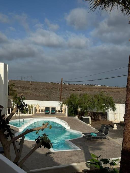 Piedranegra Villa Tias
