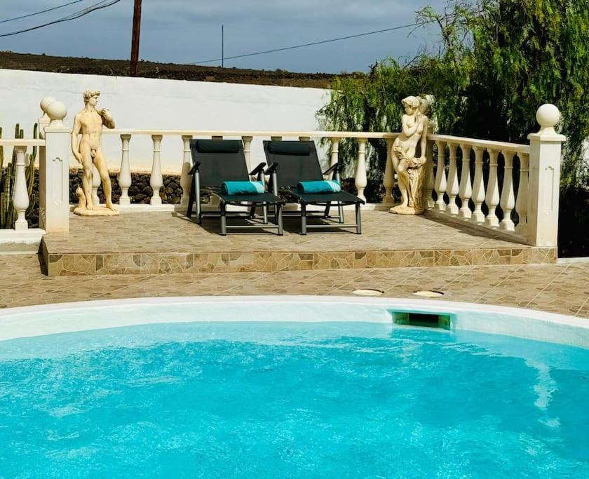 Villa Piedranegra